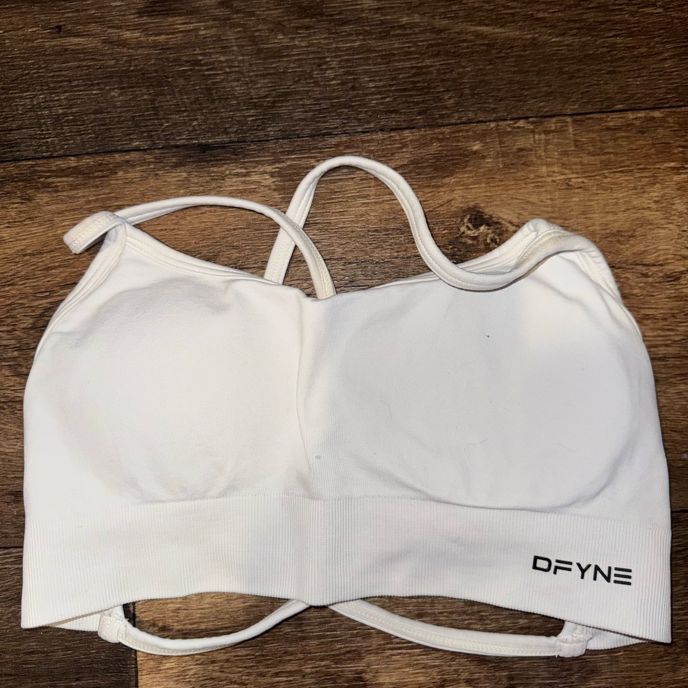 dfyne sports bra size medium